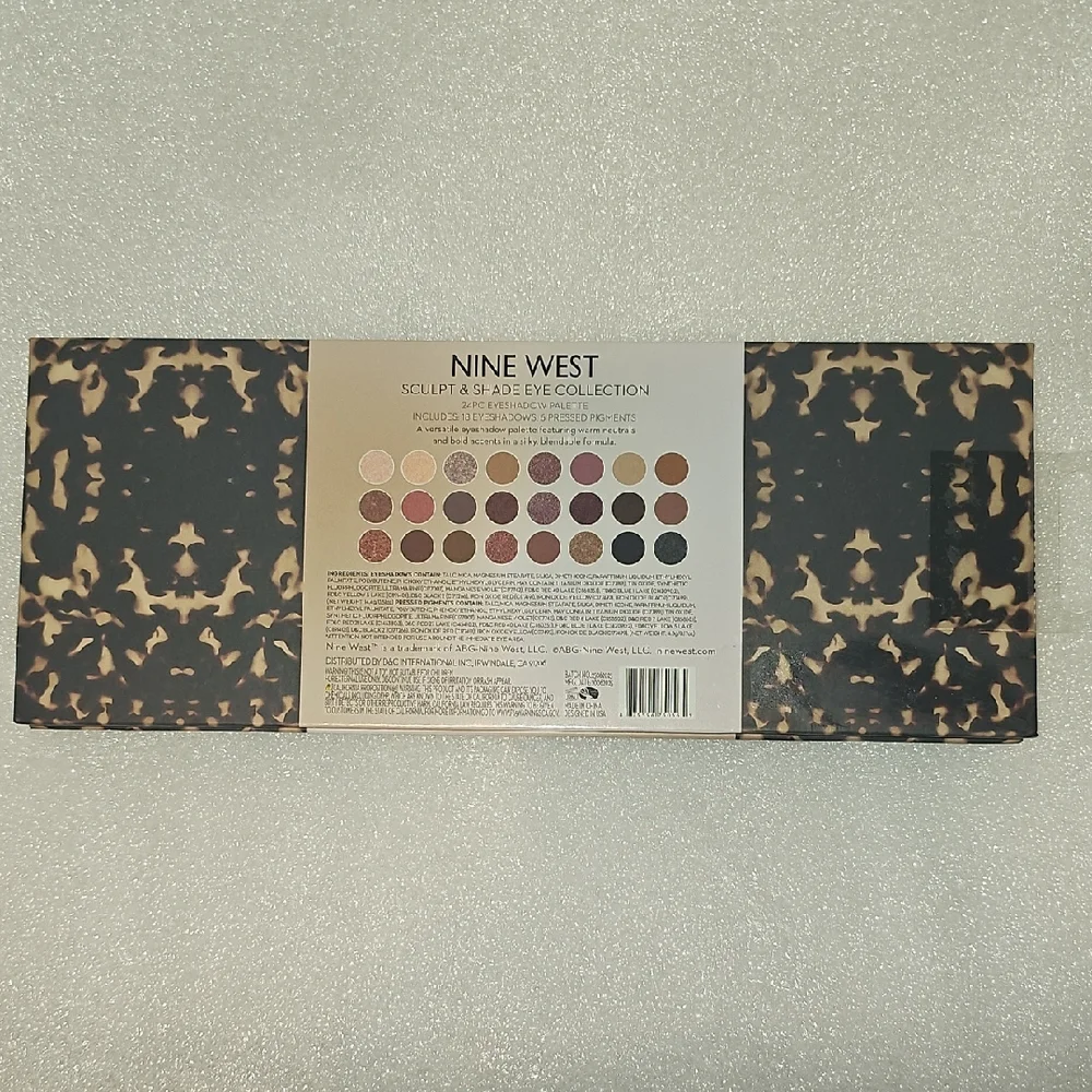 Nine West Sculpt & Shade Eye Collection - Multi-Color 24PC Eyeshadow Palette